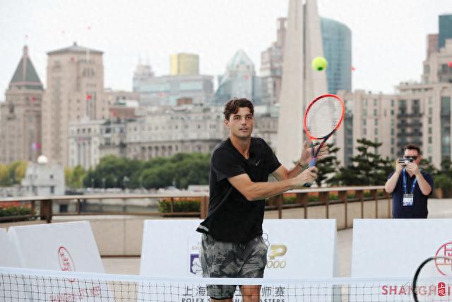 一名球员能 一名球员能